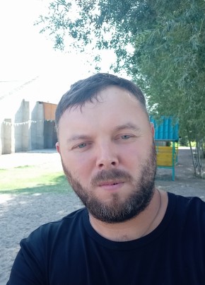 Aleksandr, 37, Russia, Salekhard