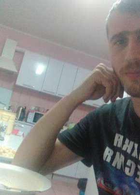 Denis, 31, Russia, Mytishchi