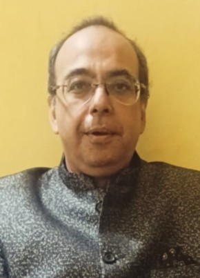 Ratul, 55, India, Calcutta