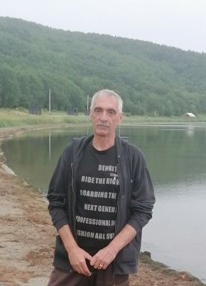 Валерий из Южно-Сахалинска 63 года