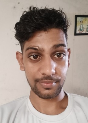 Vivek Kumar, 20, India, Surat