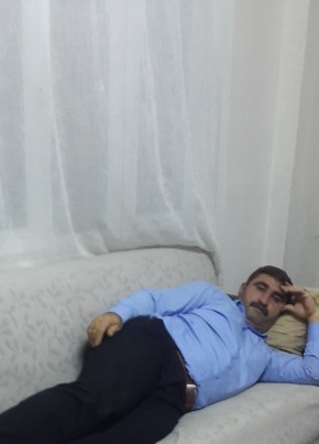 Nedim Karataş, 48, Türkiye Cumhuriyeti, Tarsus