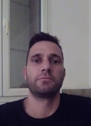 Guillaume, 42, République Française, Agen