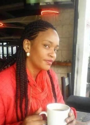 Shazz, 41, iRiphabhuliki yase Ningizimu Afrika, IGoli