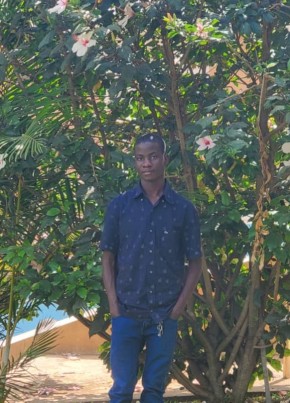 Edwin из Maramba 22 года