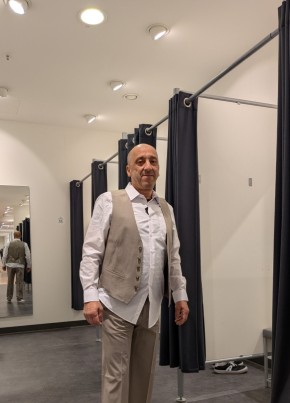 Momo из Hof 56 лет