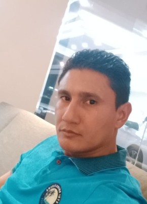Carlos, 32, Colombia, Bogota