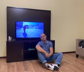 Pyetr, 40, Moscow