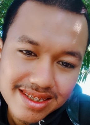 Pee Laksi, 28, ราชอาณาจักรไทย, กรุงเทพมหานคร