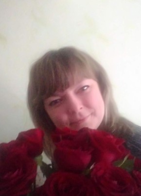 Александра, 43, Россия, Маркс