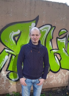 Иван из Воронежа 37 лет