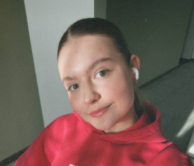 Lerochka, 23, Saint Petersburg
