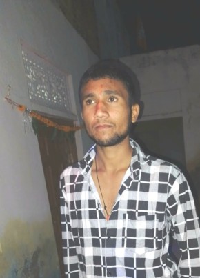 Raj, 18, India, Bhind