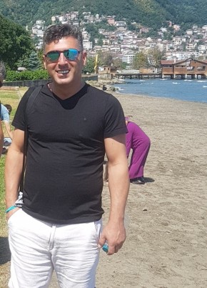 Fatih, 44, Türkiye Cumhuriyeti, İstanbul