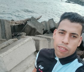 Amin, 25, Constantine