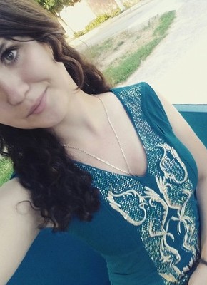 Валентина, 24, Россия, Петровская