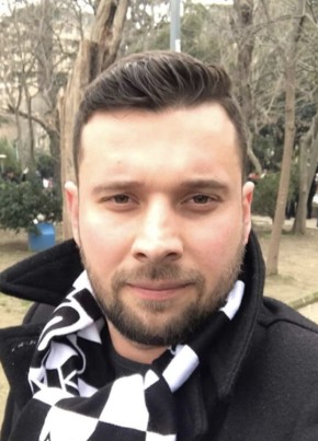 Halil Demirli, 32, Türkiye Cumhuriyeti, Çeşme
