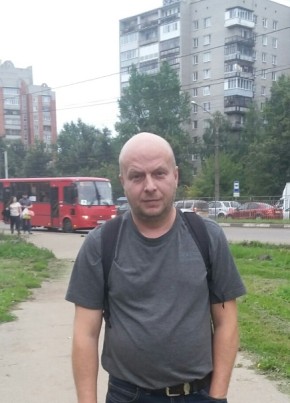 Роман, 47, Россия, Углич