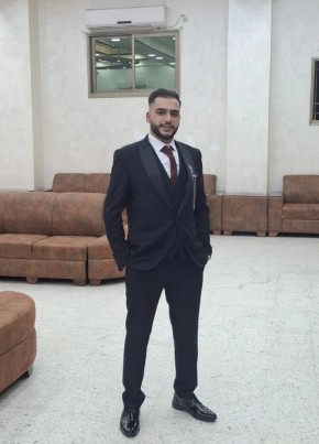 Ahmad из الخليل 25 лет