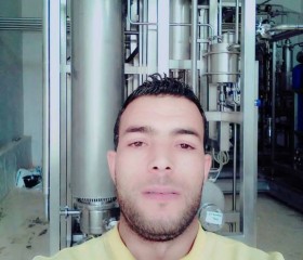 baganda, 36, Tunis