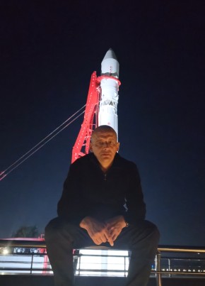 Саша из Калуги 43 года
