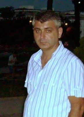 Tuna Akgun, 52, Türkiye Cumhuriyeti, İstanbul