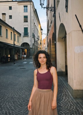 Silvia из Chişinău 28 лет