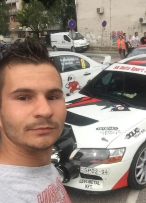 Jooy из Zagreb 32 года