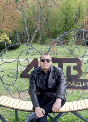 Станислав из Южно-Сахалинска 51 год