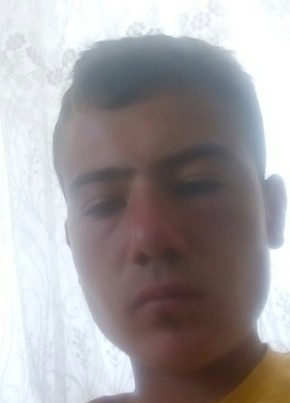 Hasan, 22, Türkiye Cumhuriyeti, Afyonkarahisar