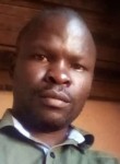 Slimyek, 34  , Nairobi