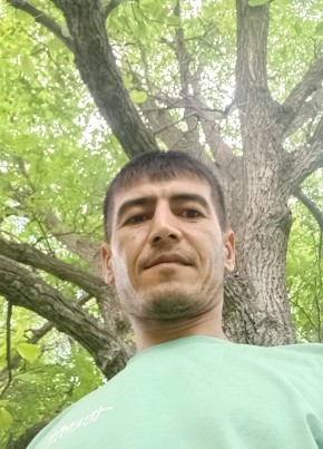 R, 34, Russia, Moscow