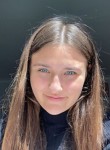 Linda, 18  , Belgrade