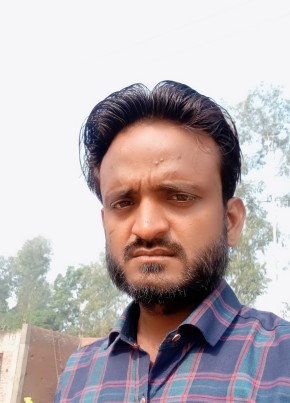 Navin Kumar Verm, 26, India, Lucknow