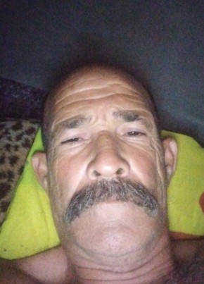Ednaldo Alves fe из Caruaru 53 года