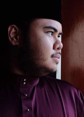 Zendeno, 34, Brunei, Bandar Seri Begawan