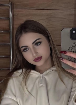 Ангелина из Твери 18 лет