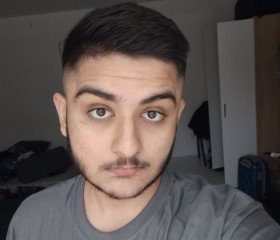 Дивьянш, 20, Kazan