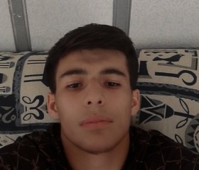 Raul, 18, Marneuli