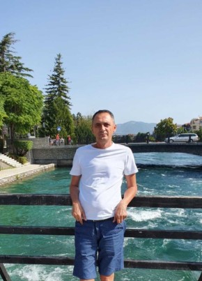 Adi, 35, Republika e Kosovës, Prishtinë