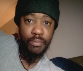 Torbian, 38, Phoenix