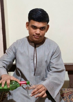 عبدالله из أسيوط 18 лет