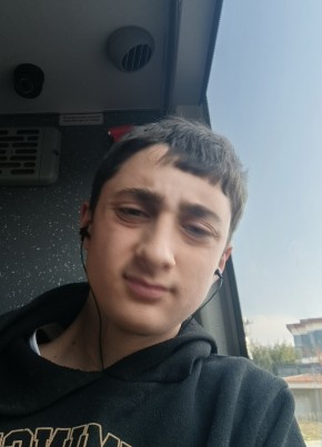 Musa, 19, Turkey, Konya
