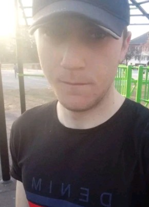 Jantyik Sándor из Vásárosnamény 27 лет