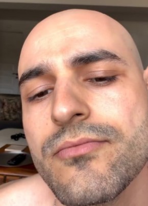 Максим из Казани 38 лет