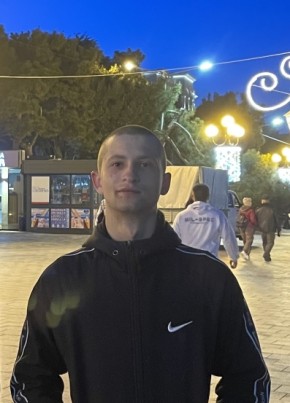 Иван из Алушты 22 года