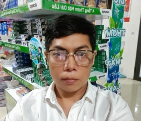 Phan Thắng, 49, Hanoi