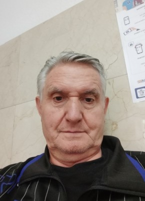 Antonio из Zaragoza 64 года