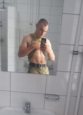 Roman, 23, Russia, Saint Petersburg