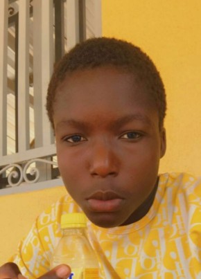 Zongo, 19, Burkina Faso, Ouagadougou